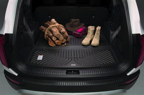 These economically-priced custom fit <strong>cargo mats</strong> are extremely fade-, stain- and soil-resistant. . Kia telluride split cargo mat